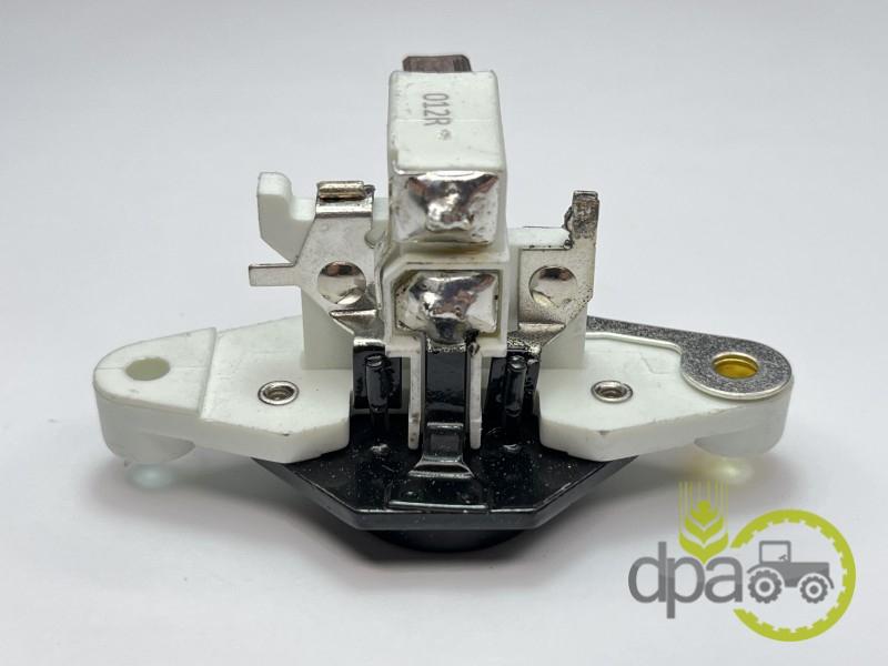 Releu tensiune alternator John Deere 5DR004241151