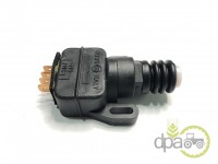 INTRERUPATOR PEDALA FRANA John Deere